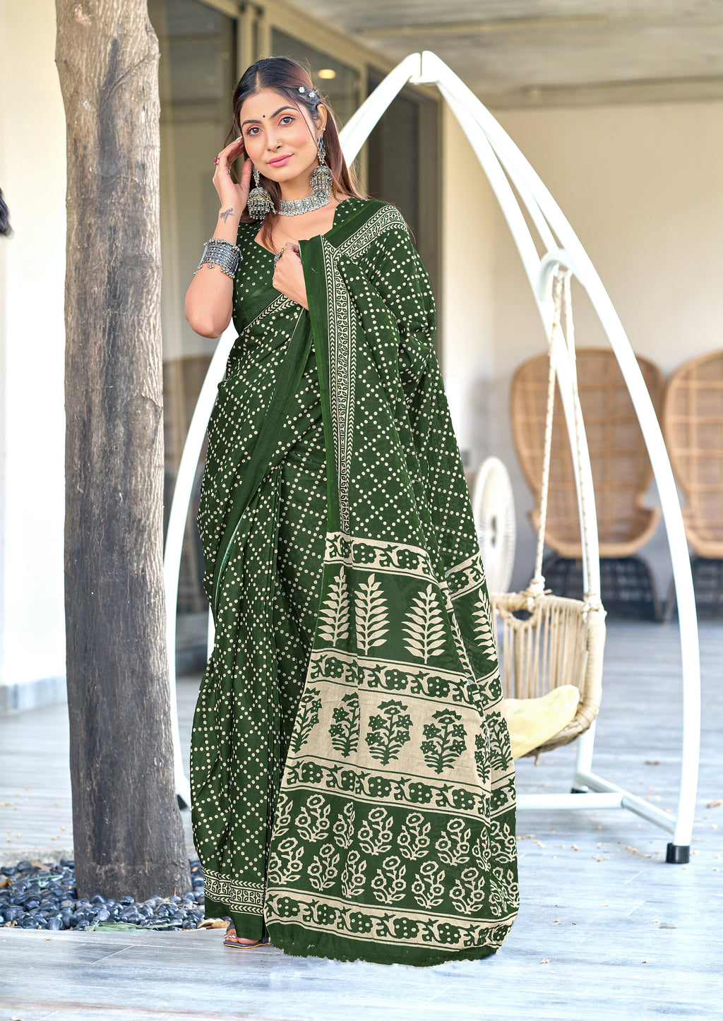 VICTORIYA PURE MULMUL COTTON HAND BANDHANI BLOCK PRINT GREEN SAREE