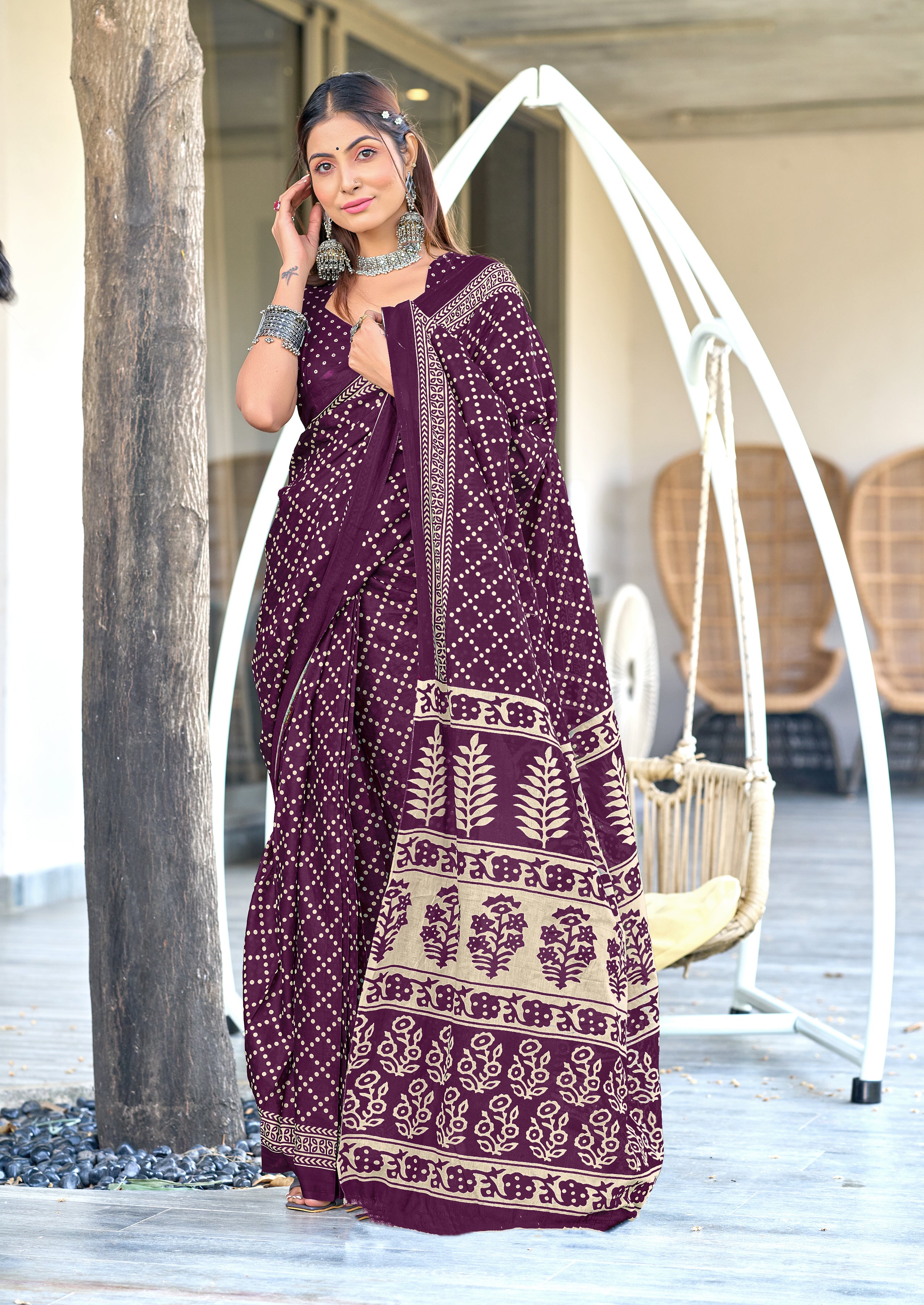 VICTORIYA PURE MULMUL COTTON HAND BANDHANI BLOCK PRINT PURPLE SAREE