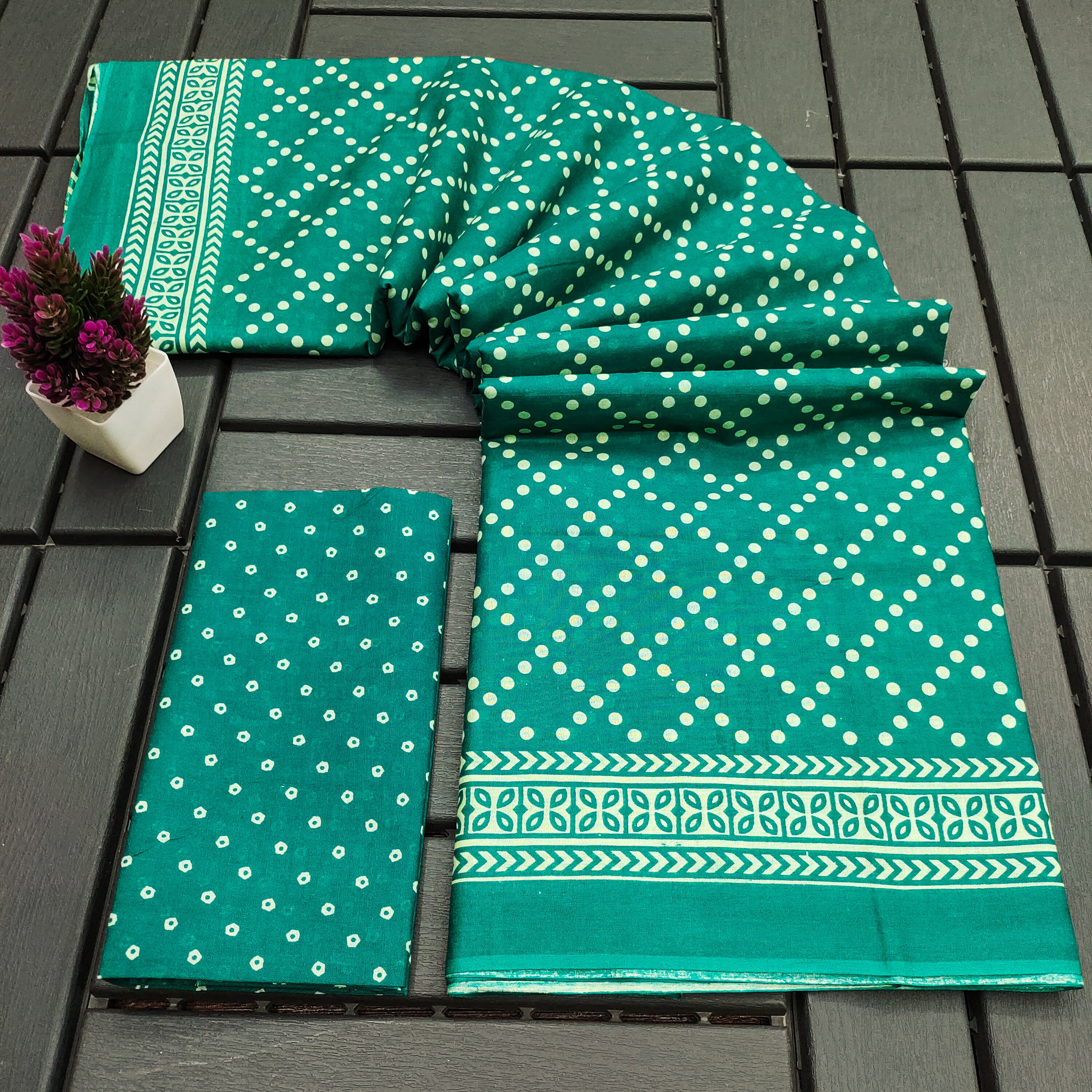 VICTORIYA PURE MULMUL COTTON HAND BANDHANI BLOCK PRINT TEAL GREEN SAREE