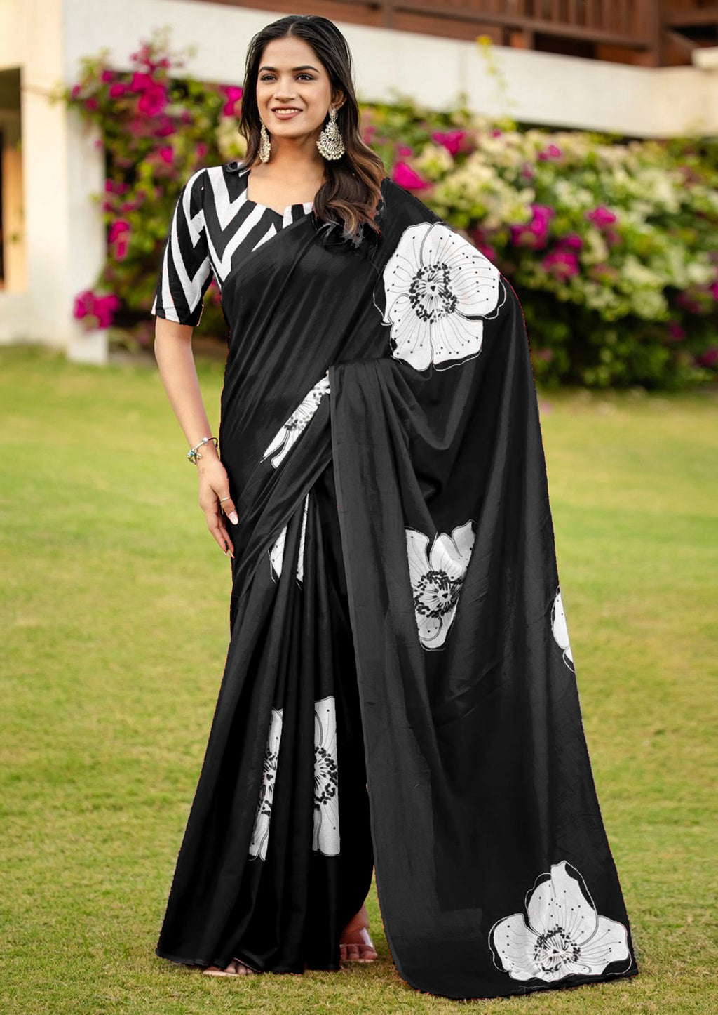 YASHODA PURE MULMUL COTTON HAND  BLOCK PRINT FLOWER TEST BLACK SAREE