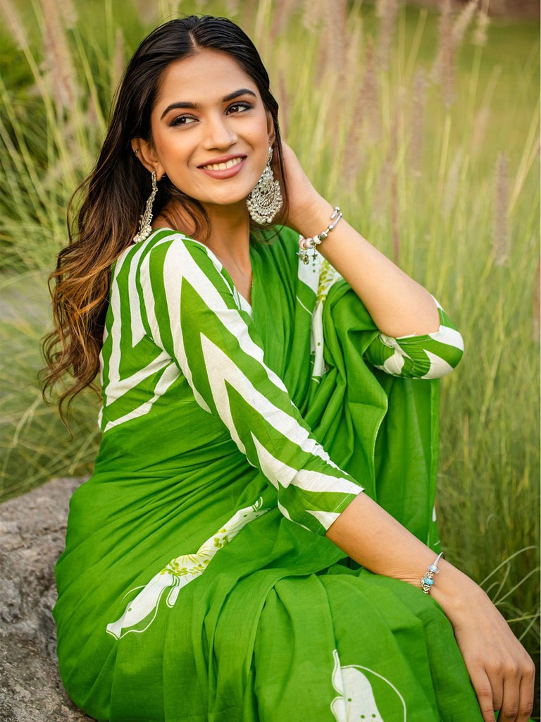YASHODA PURE MULMUL COTTON HAND  BLOCK PRINT FLOWER TEST GREEN SAREE