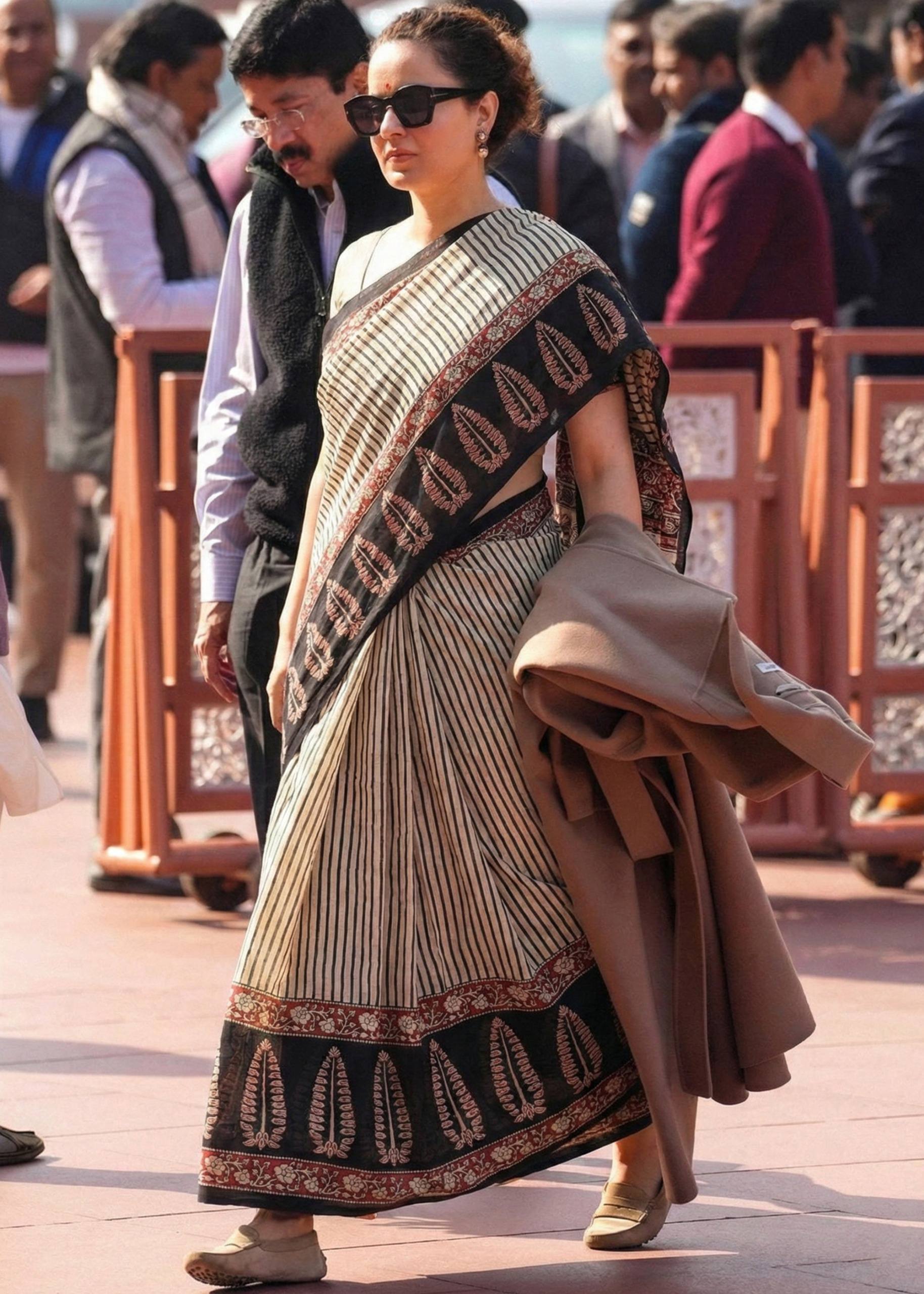 SOFT PURE COTTON HAND BAGRU BLOCK PRINT BLACK AND BEIGE SAREE WITH BLOUSE