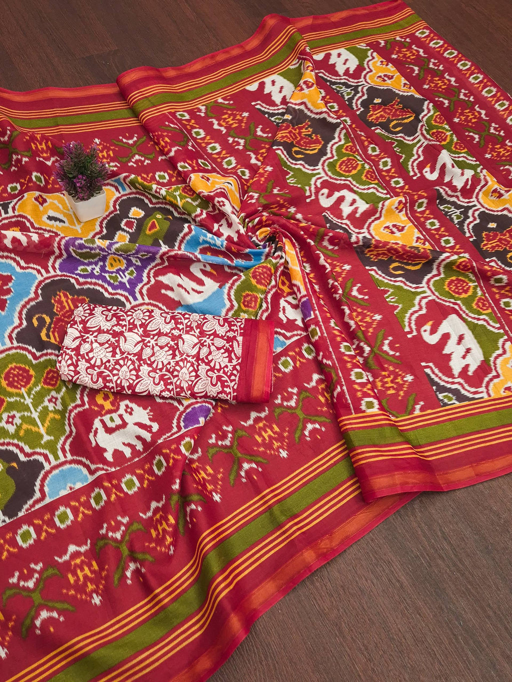 MULMUL SOFT MASLIN COTTON WITH HEVY ZARI BODAR RED SAREE WITH BLOUSE