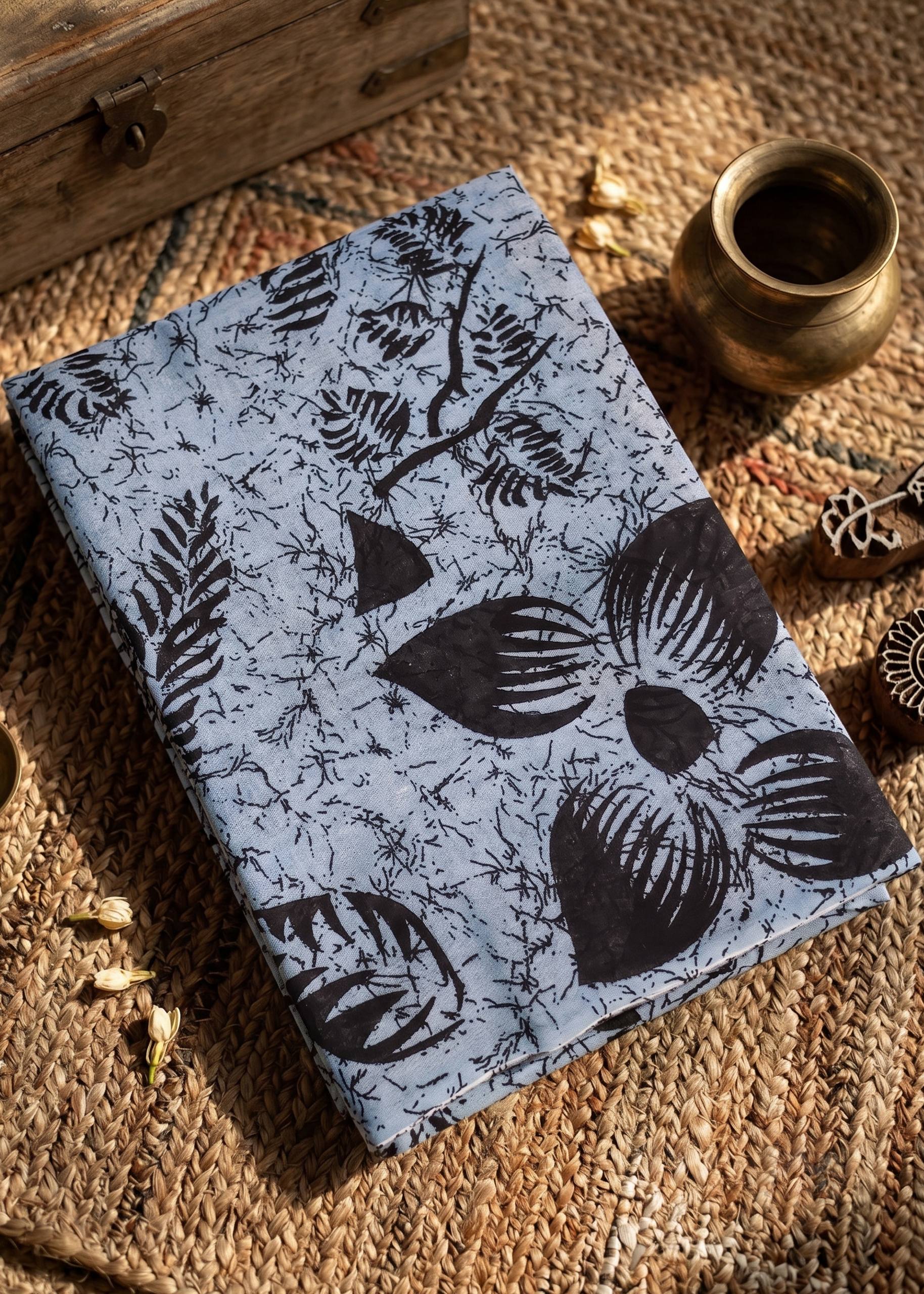 PREMIUM BREATHABLE COTTON BATIK BLOCK PRINT GREY SAREE WITH BLOUSE